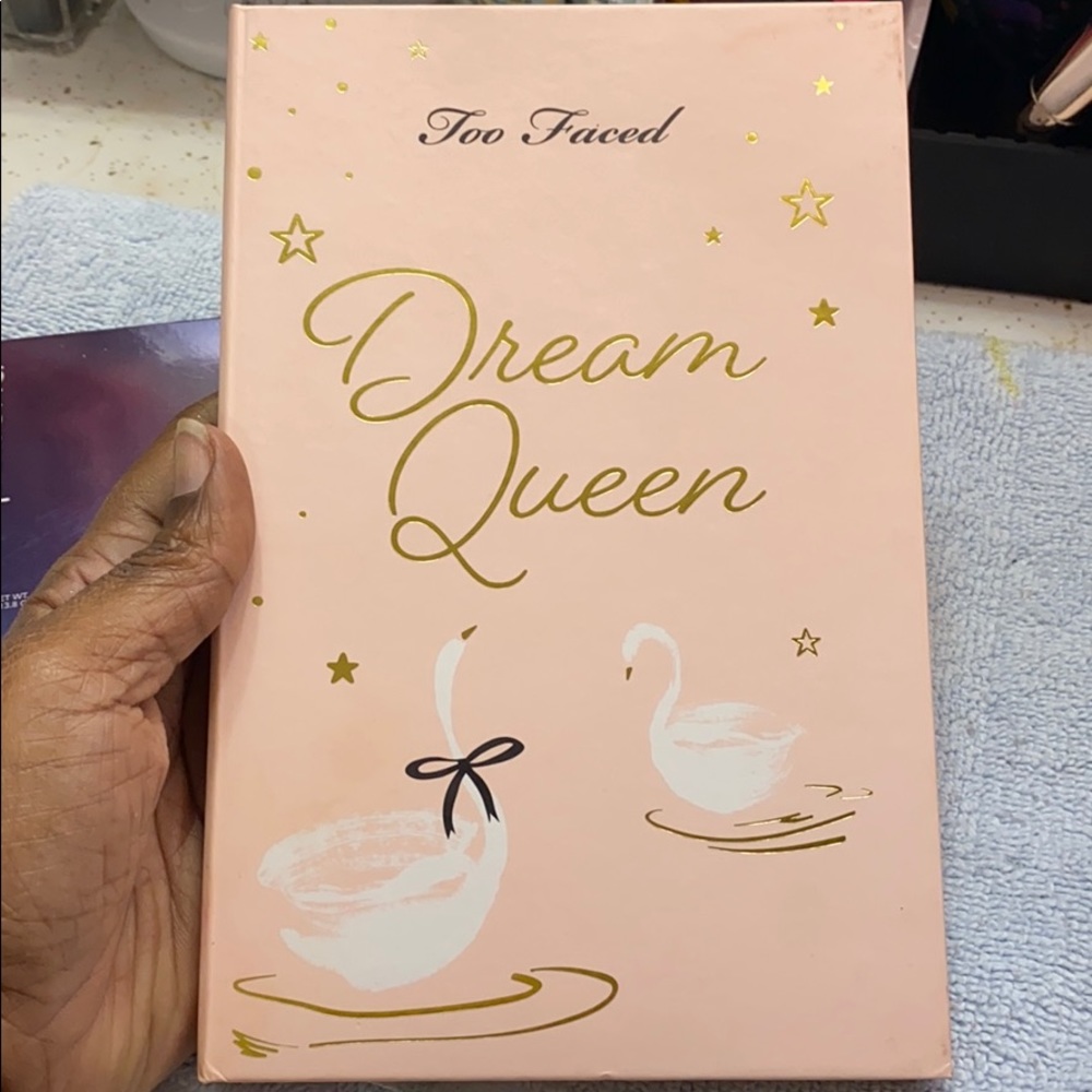 Too faced Dream Queen